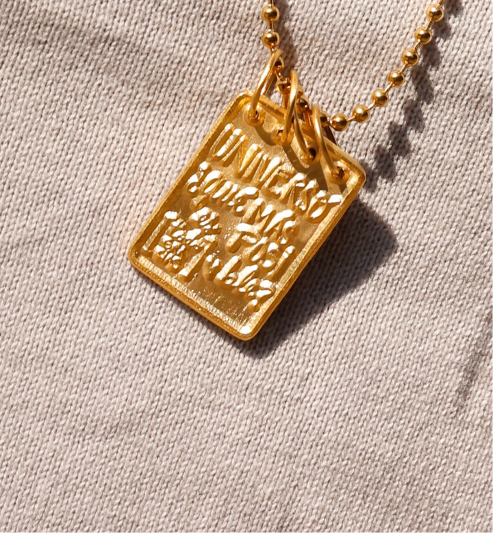 UNIVERSO qué más es posible Necklace