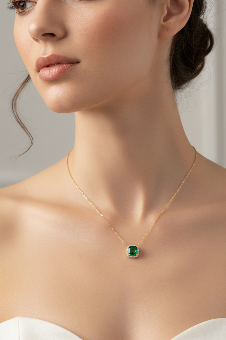 Cushion Necklace