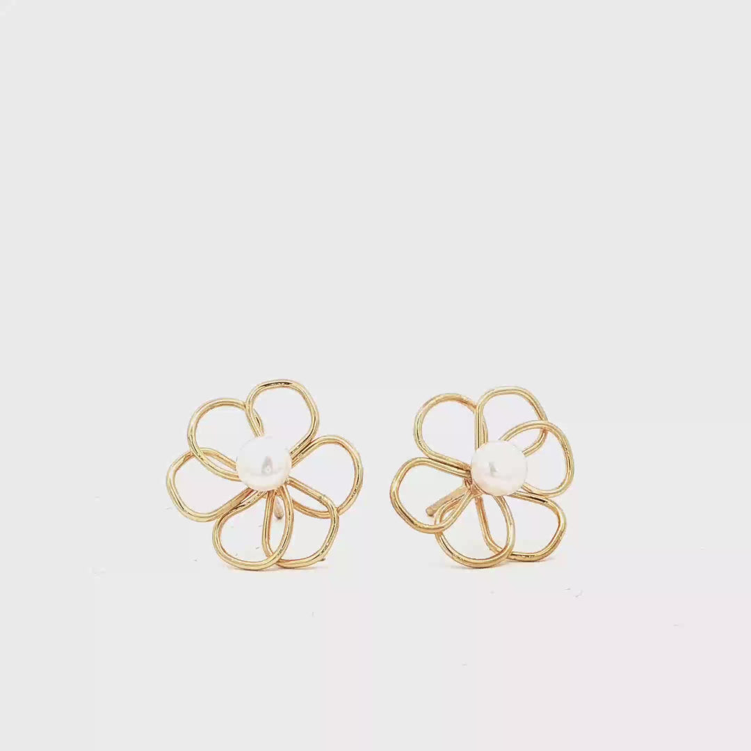 Flower Pearl Earrings